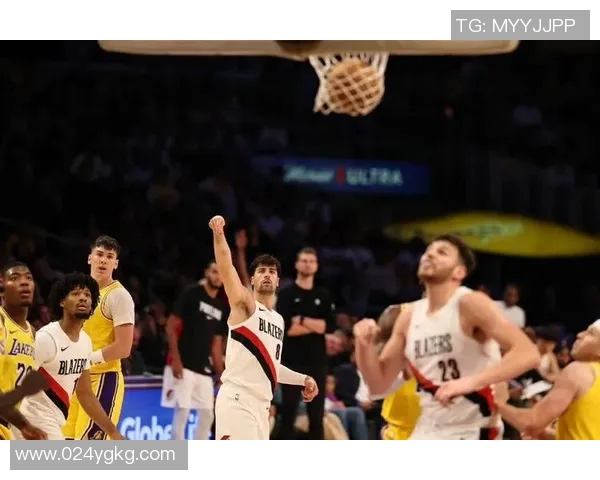 NBA焦点战：湖人队主场胜开拓者队，战术对决与关键时刻分析